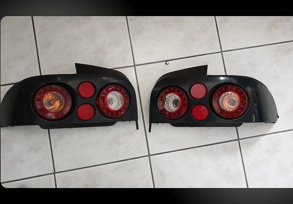 Tutti pezzi di ricambio auto: Subaru Impreza GT Rückleuchten – Usato da Berikon venduto da sabatuv 3