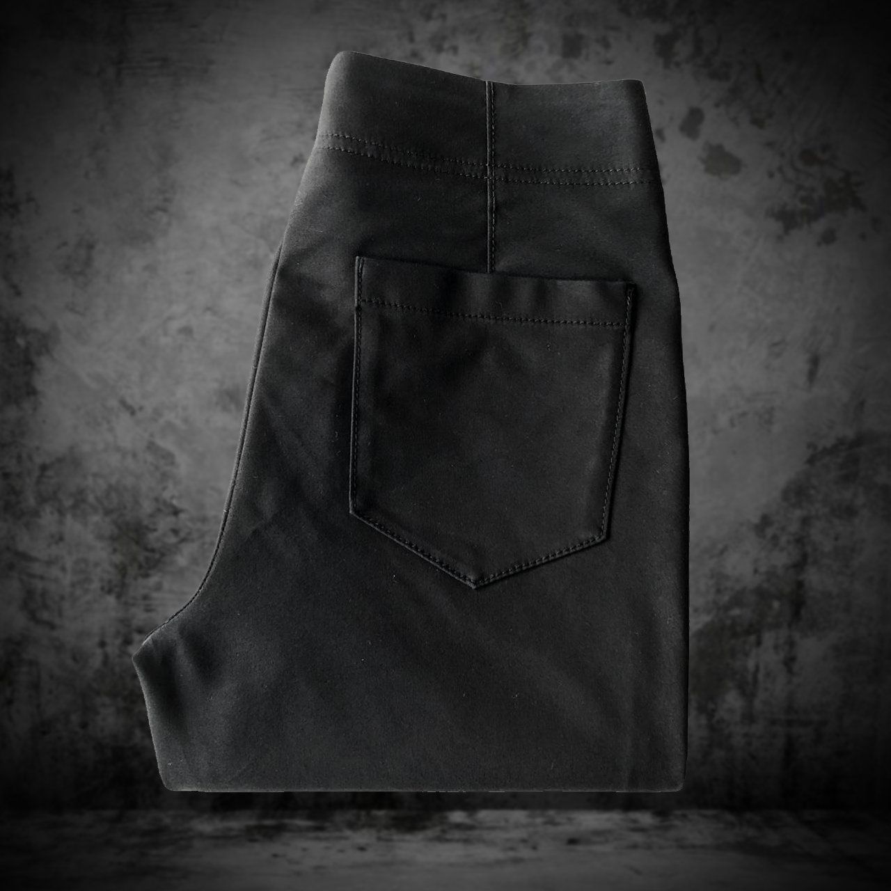 Massimo Dutti Pantaloni: Pants Massimo Dutti Black Women 38 – Usato da Genève venduto da ang_7j7j 4