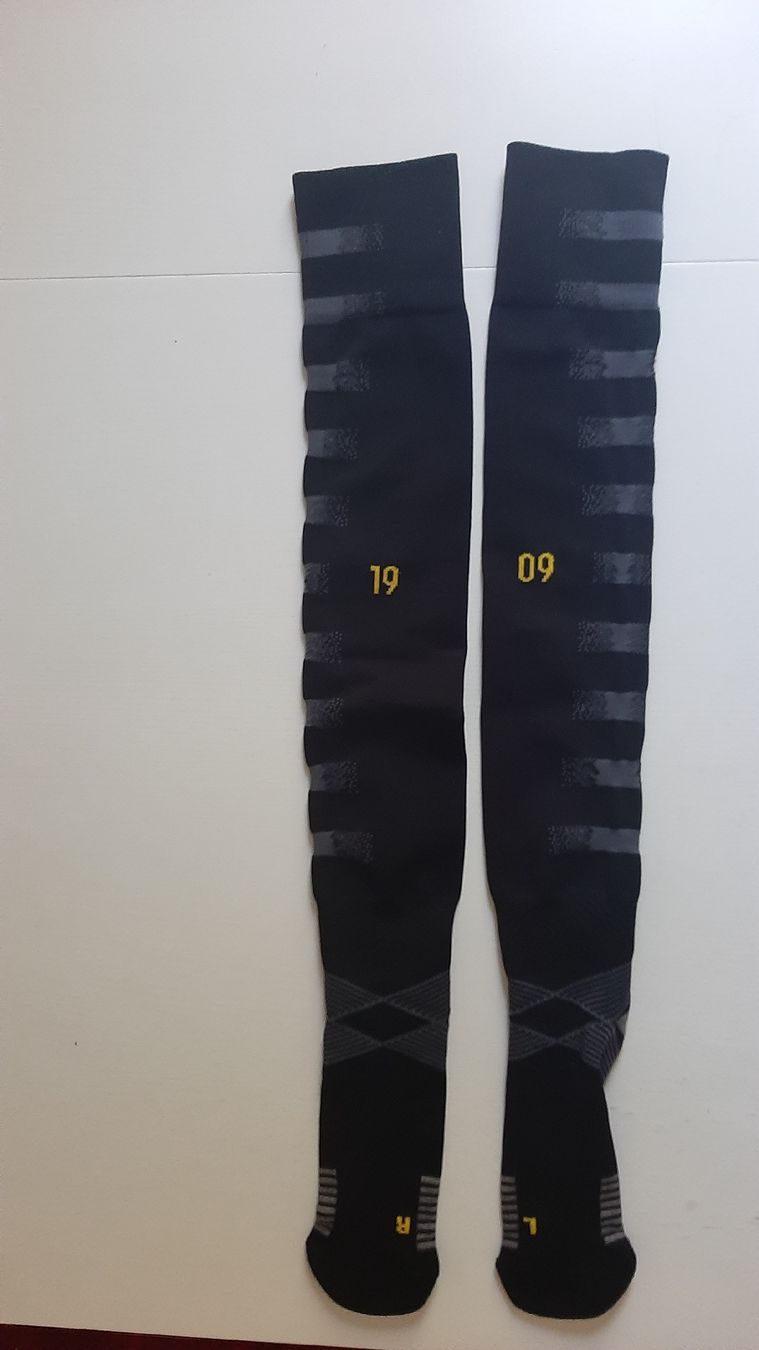 Puma Calze: Borusia Dortmund Stutzen – Nuovo (secondo la descrizione) da Lenzburg venduto da Meli0305