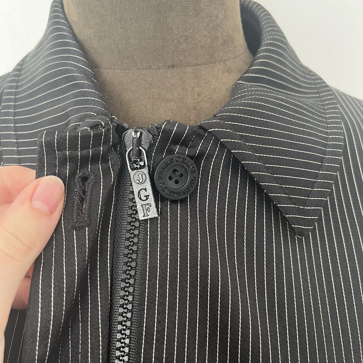 Gianfranco Ferre Giacche: Gianfranco Ferre Jacke – Usato da Zug venduto da saskia-chiara 2