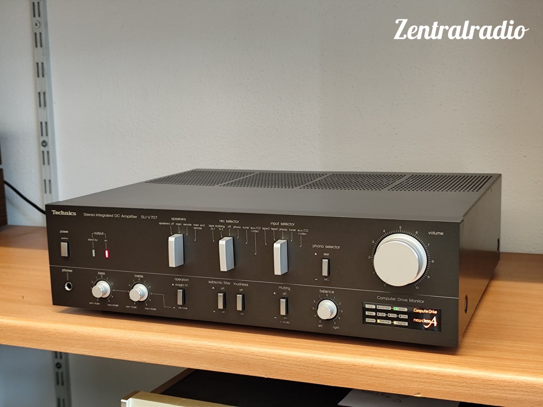 Technics Verstärker: Technics SU-V707 Verstärker – Gebraucht aus Zürich von Zentralradio 1