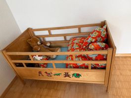 Kinderbett in Buchenholz 