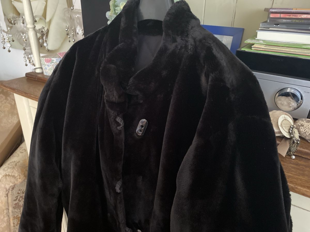 Jacken: Winterjacke beidseitig tragbar, schwarz Gr. 44 – Gebraucht aus Adliswil von luzia31 1