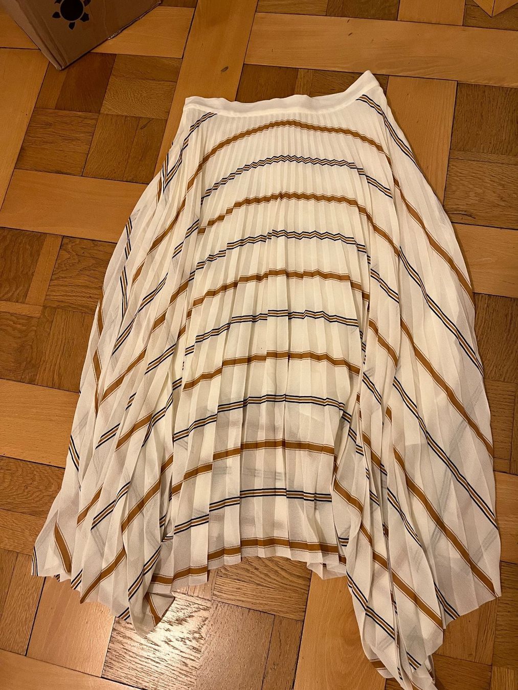 Gonne: Rock H&M neu mit Etikett – Nuovo (secondo la descrizione) da Zürich venduto da wol_s9qg