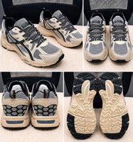 Baskets sneakers grises/noires – Taille 39 – Neuves