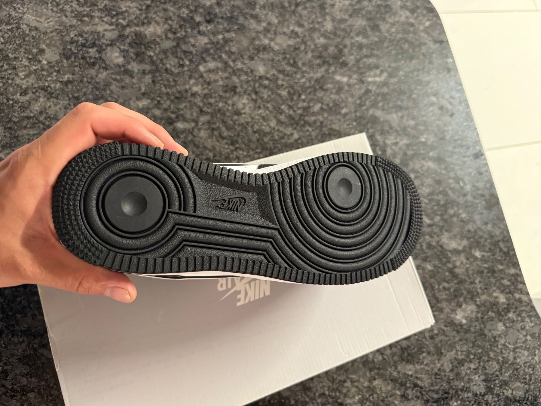 Scarpe da uomo: Nike Air Force 1 Panda Gr. 41 – Nuovo e nell'imballaggio originale da Volketswil venduto da DekoShop24 7