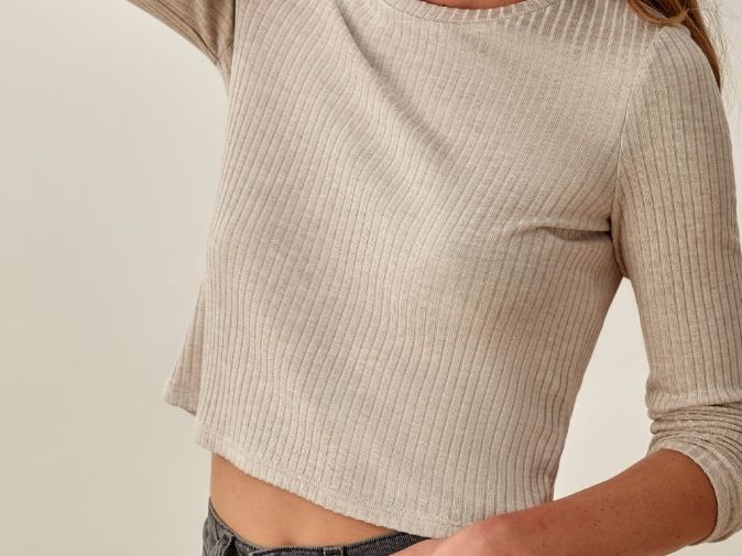 Reformation Top: KNIT TOP REFORMATION beige meliert Grösse S – Usato da Bern venduto da fashion_11 1