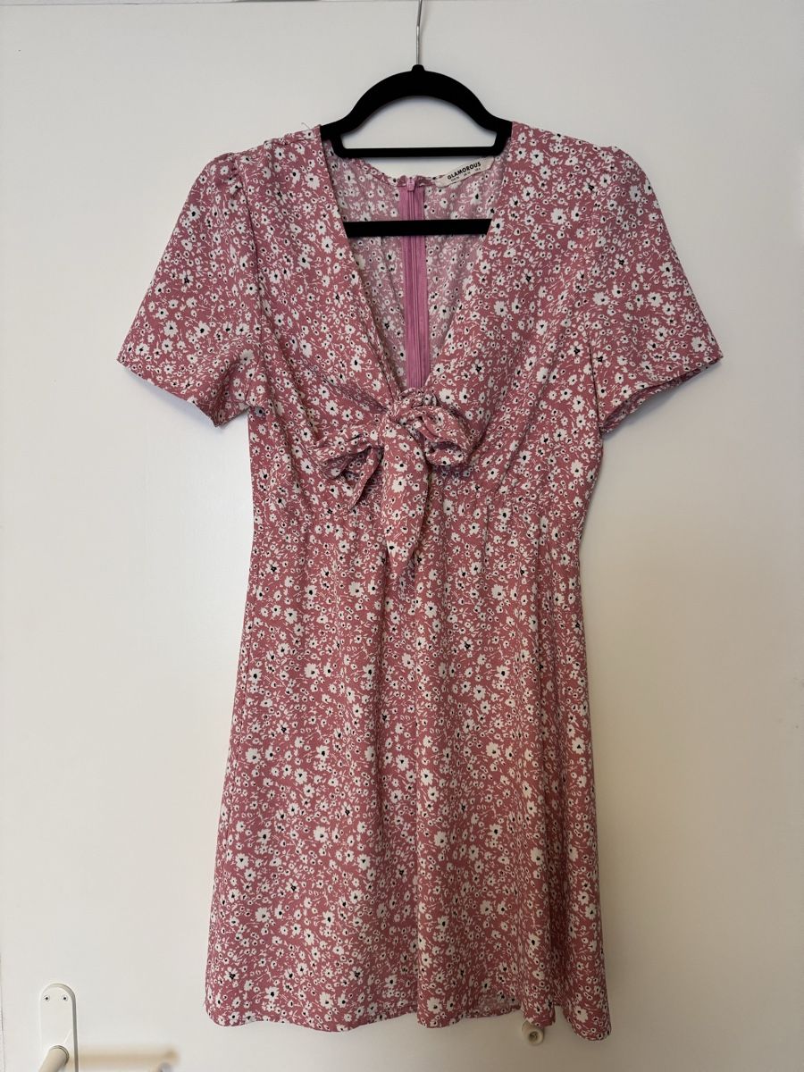 Vestiti: Sommerliches Kleid mit Blumenmuster, Grösse 38 – Usato da Belp venduto da Secondhand11