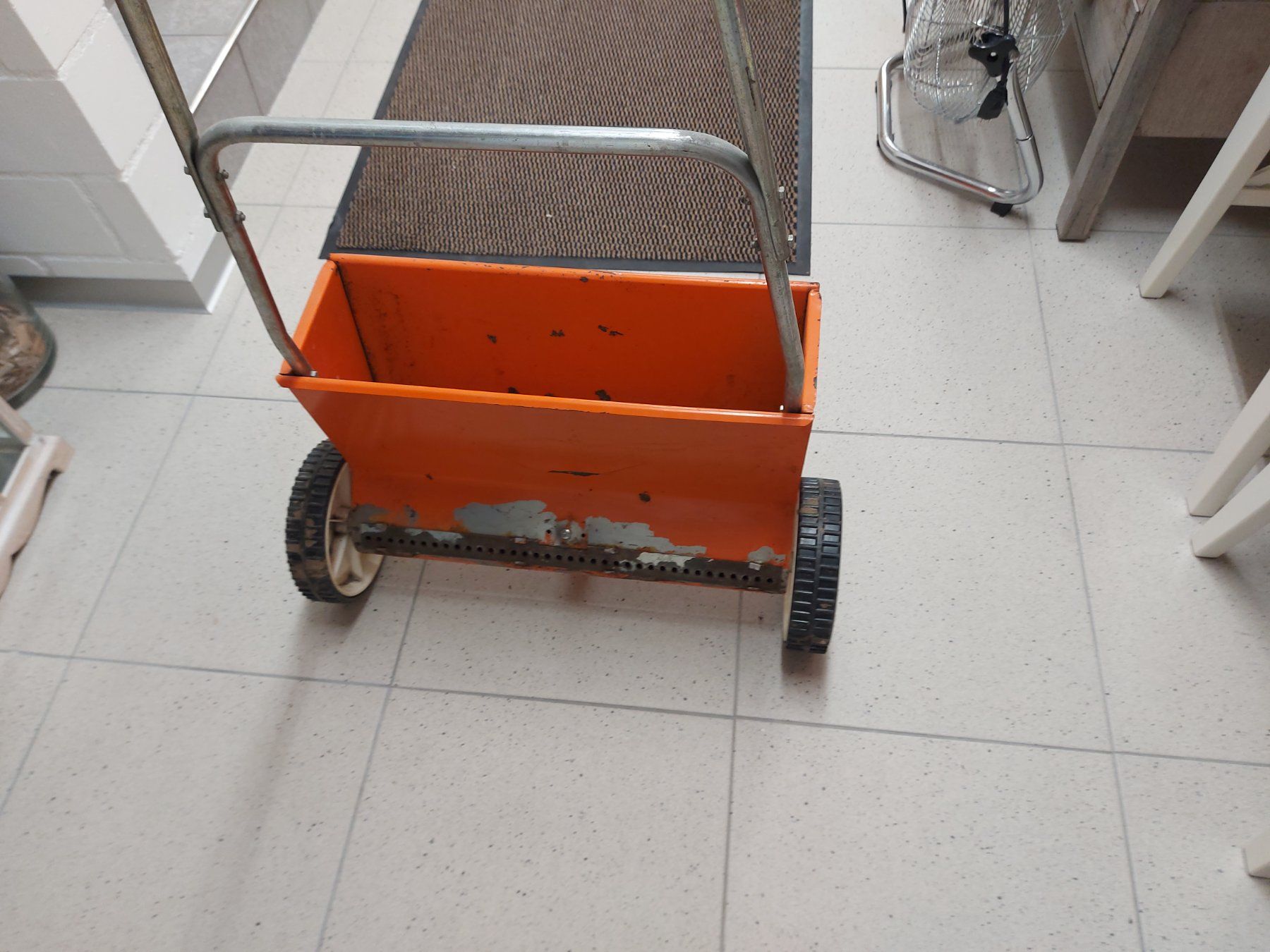 Altro in Utensili da giardino: Düngerstreuer – Usato da Deitingen venduto da Kawasaki62