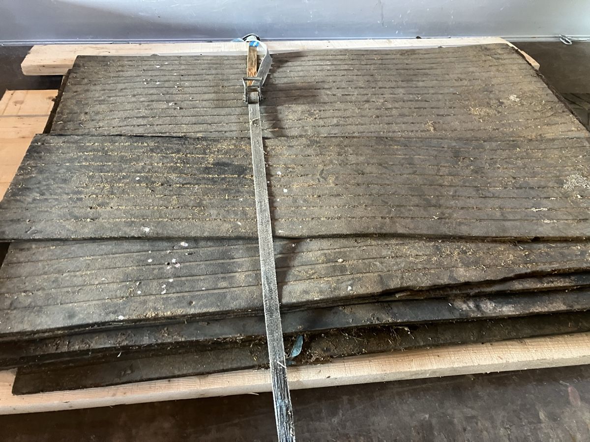 Rivestimenti per pavimenti: Stallgummimatten – Usato da Hemberg venduto da Plemp 1