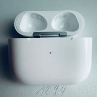 Original Apple Ladecase MagSafe A2566 für AirPods 3 Gen.
