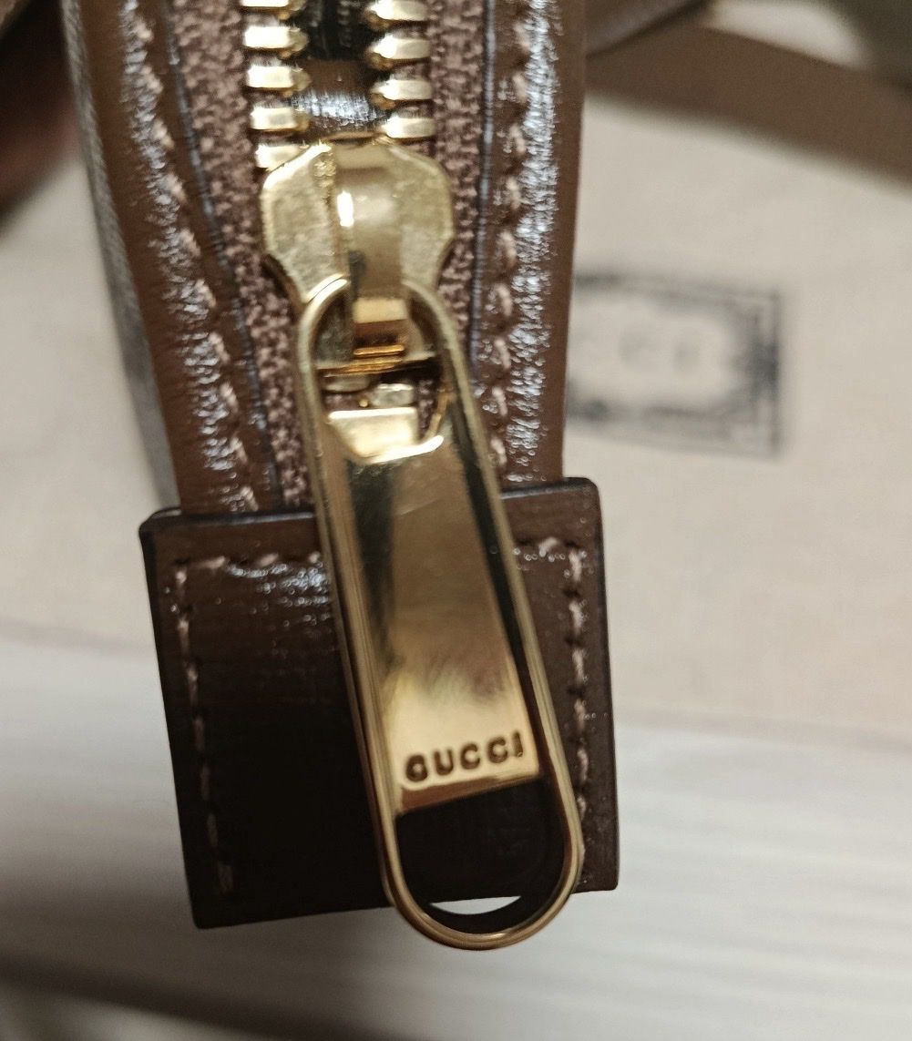 Gucci Taschen: Gucci Crossbody Bag, Small, Timeless Style, Pristine! – Neu (gemäss Beschreibung) aus Chardonne von sto_m6mx 2