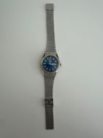 Vintage Q Timex Quartz Day-Date – blaues Zifferblatt