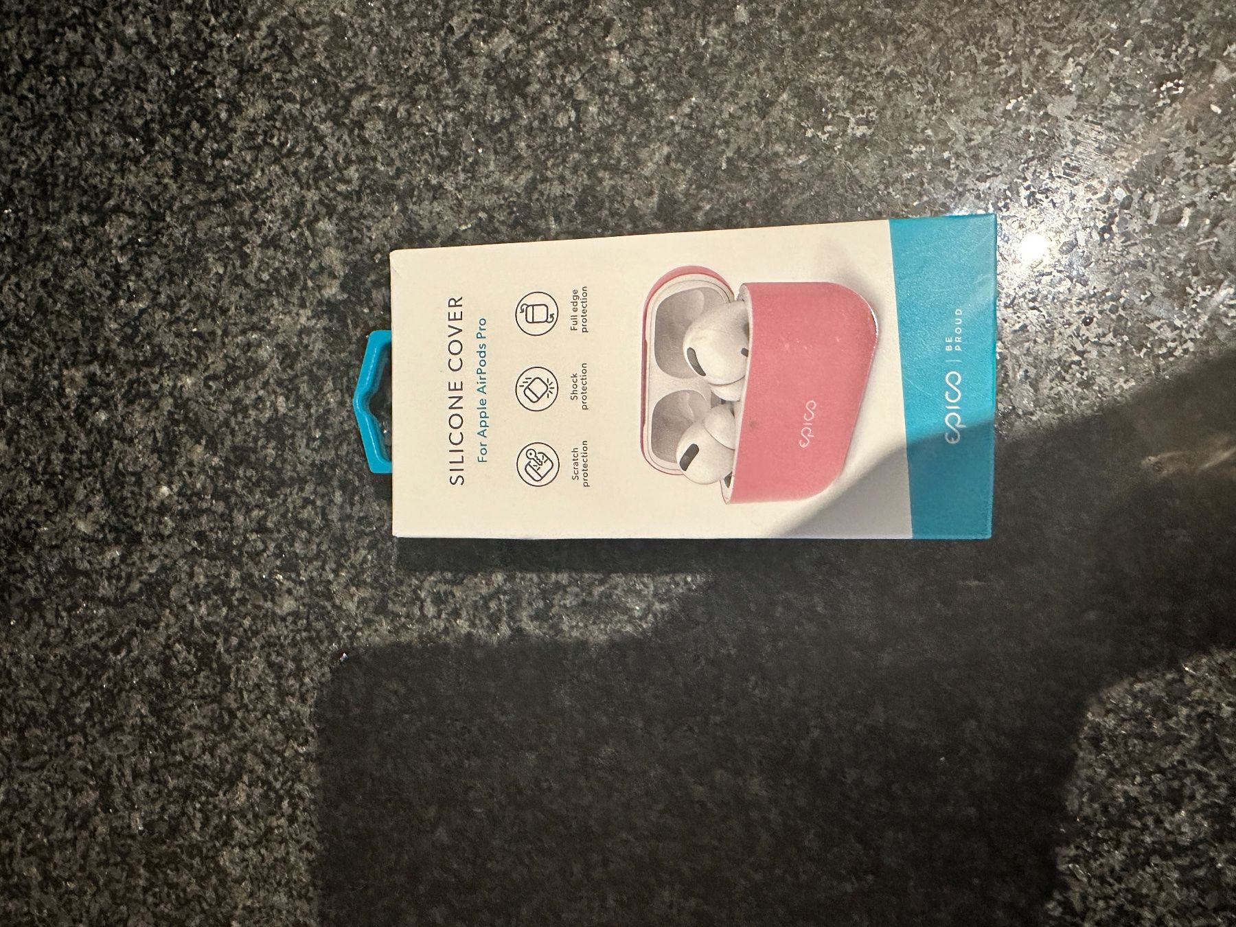 Coques & Protection écran: AirPods cover – Neuf avec emballage d'origine à Baar par pat_sk76 1