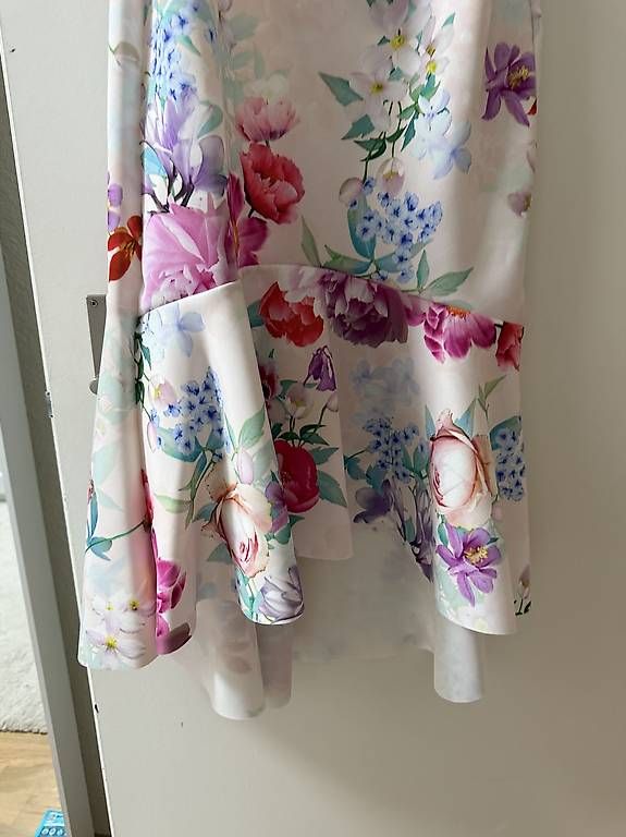 Vestiti: Kleidchen – Usato da Bolligen venduto da arg_v256 2