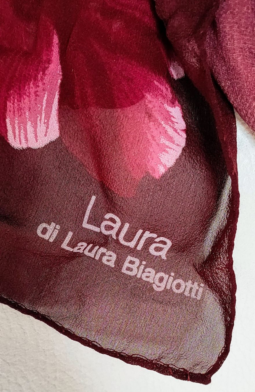Foulards, Tücher & Schals: Seidenschal 100% Seide 42 x 150 – Neu und originalverpackt aus Frauenfeld von Schenken-mit-Herz 1