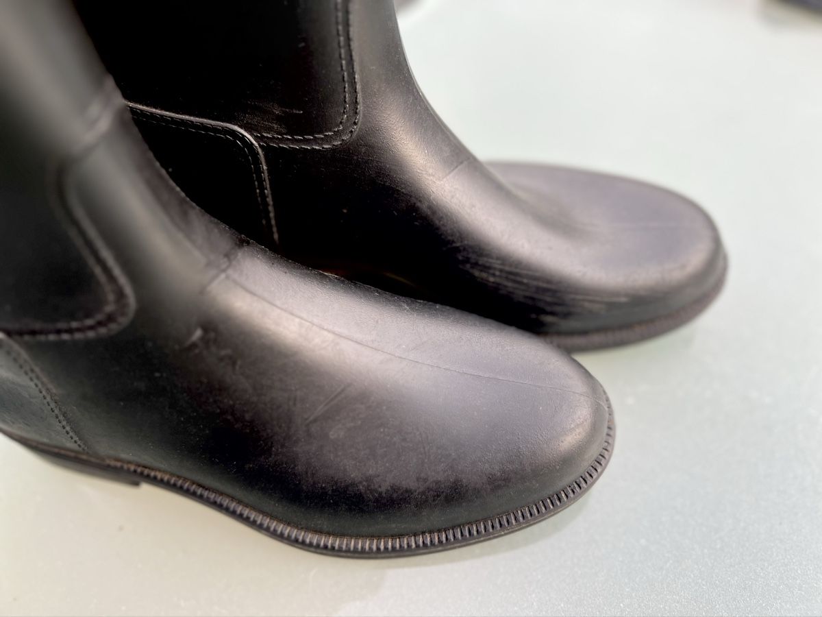 Scarpe da donna: Reitstiefel in Grösse 38, aus Kunstleder – Usato da Turgi venduto da SHK 1