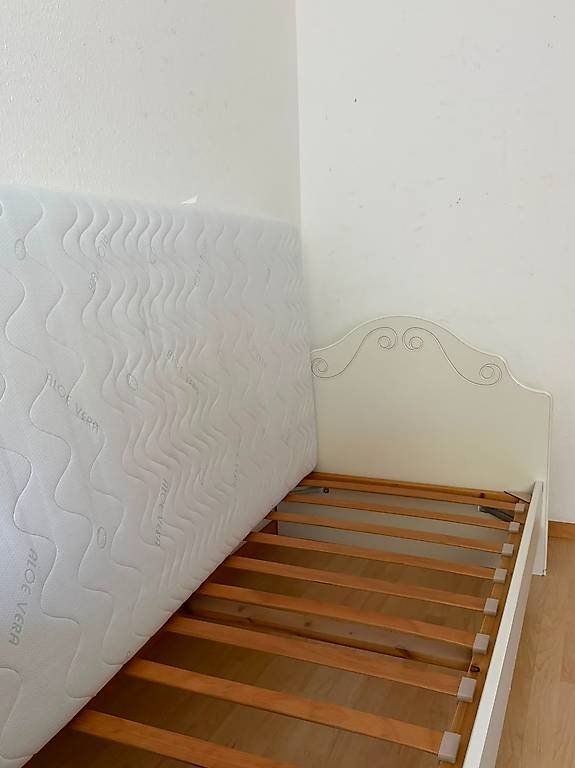 Letti: Bett 90×200 mit Matratze – Usato da Romanshorn venduto da Bg38 2