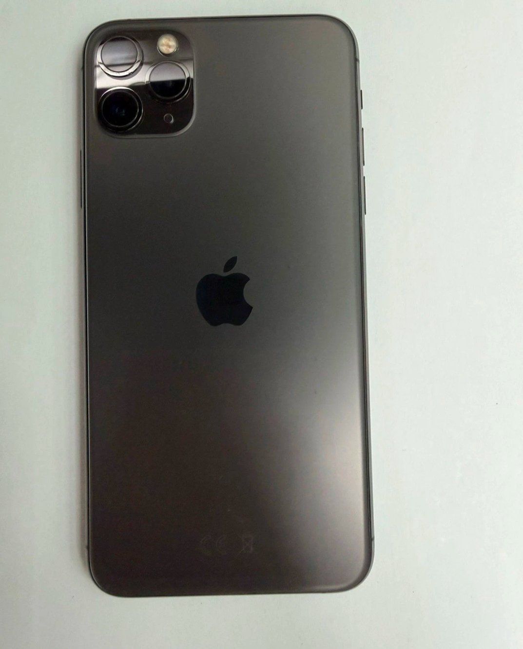 Apple Handys / Smartphones: iPhone 11 Pro Max (256GB) Akku 97% – Gebraucht aus Luzern von Waince786 1