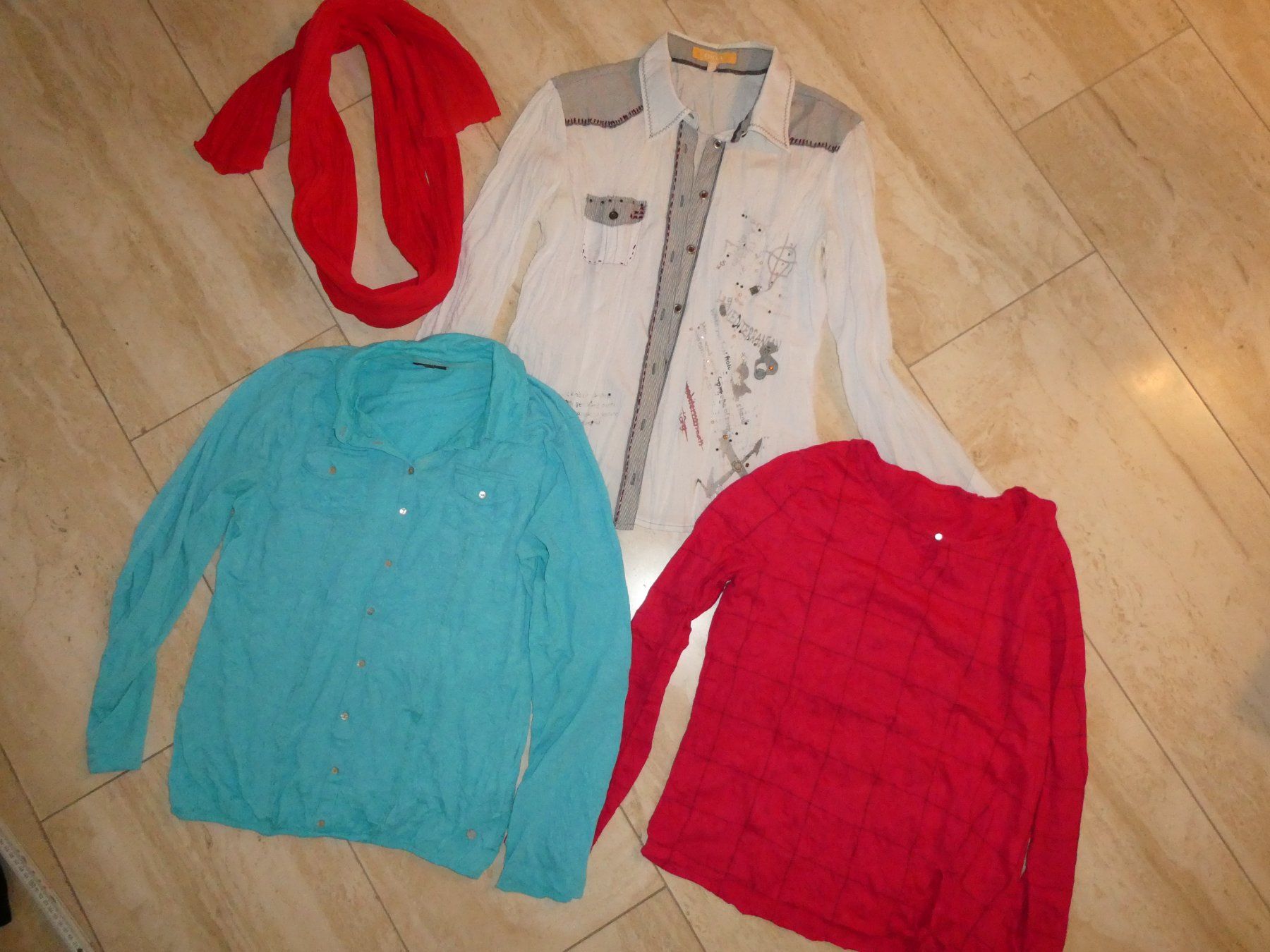 Lotti di vestiti: Kleiderpaket Gr. 40 – Usato da Mels venduto da KOSL
