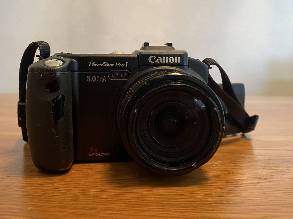 Kamera: Canon PowerShot Pro 1 Kamera mit Zusatz – Gebraucht aus Ittigen von mar_9fd6 3