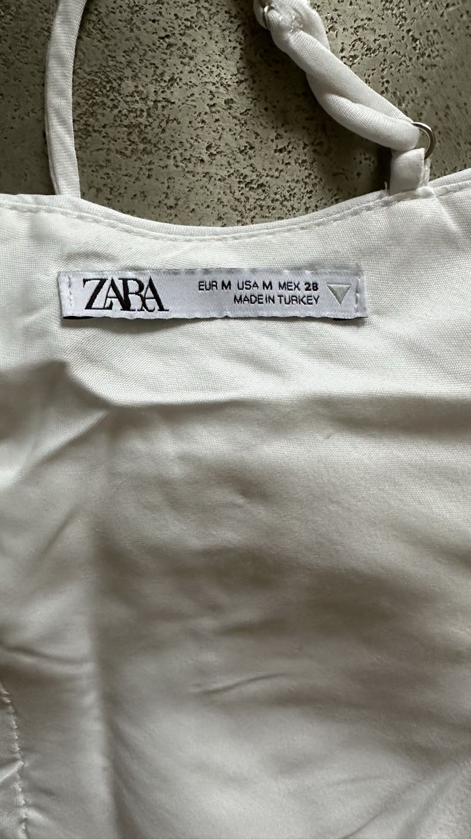 Zara Top: Zara | Top | Gr. M – Usato da Kilchberg ZH venduto da nad_6dwp 3