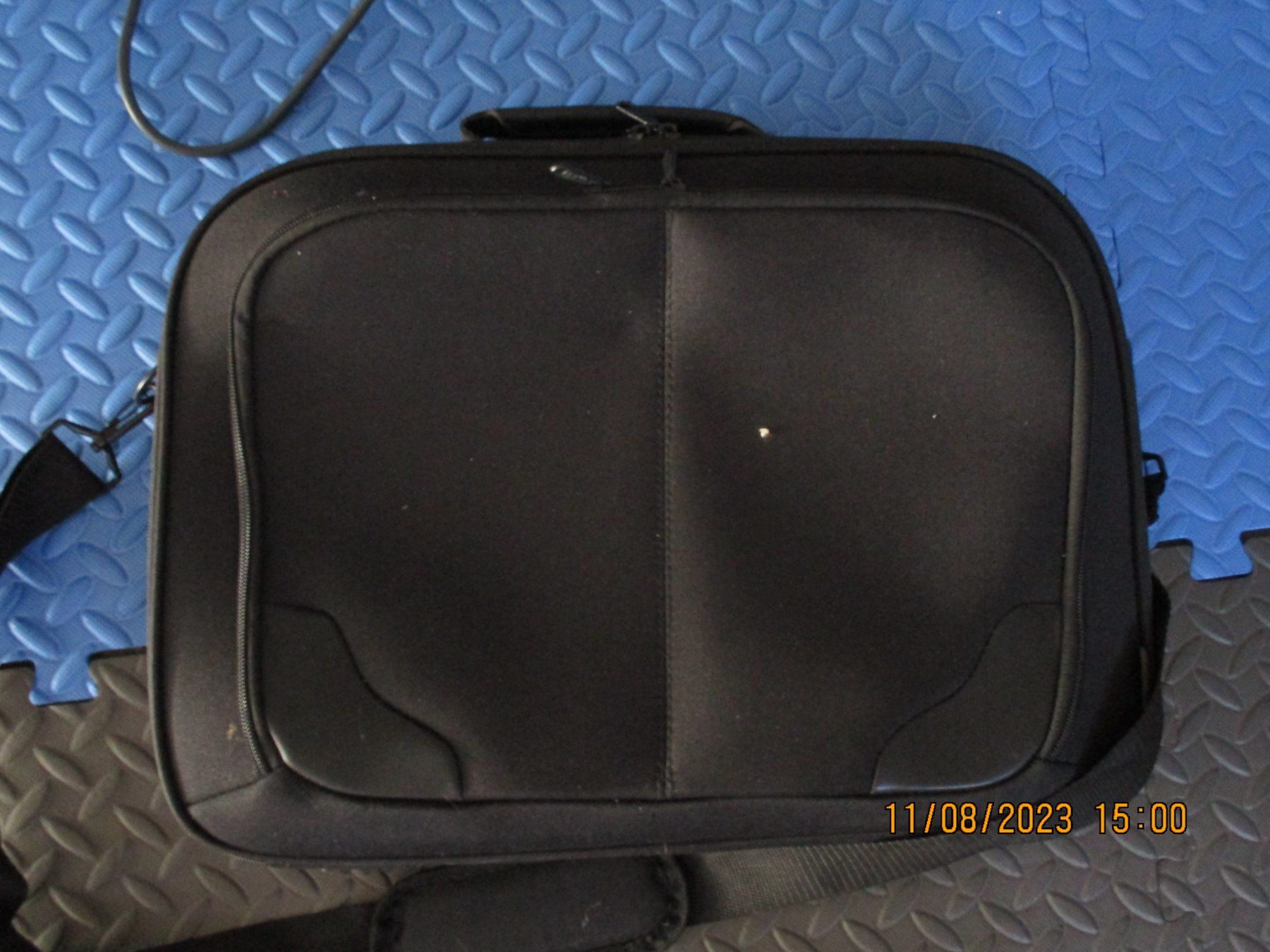 Borse: Notebooktasche – Nuovo (secondo la descrizione) da Safenwil venduto da universum78