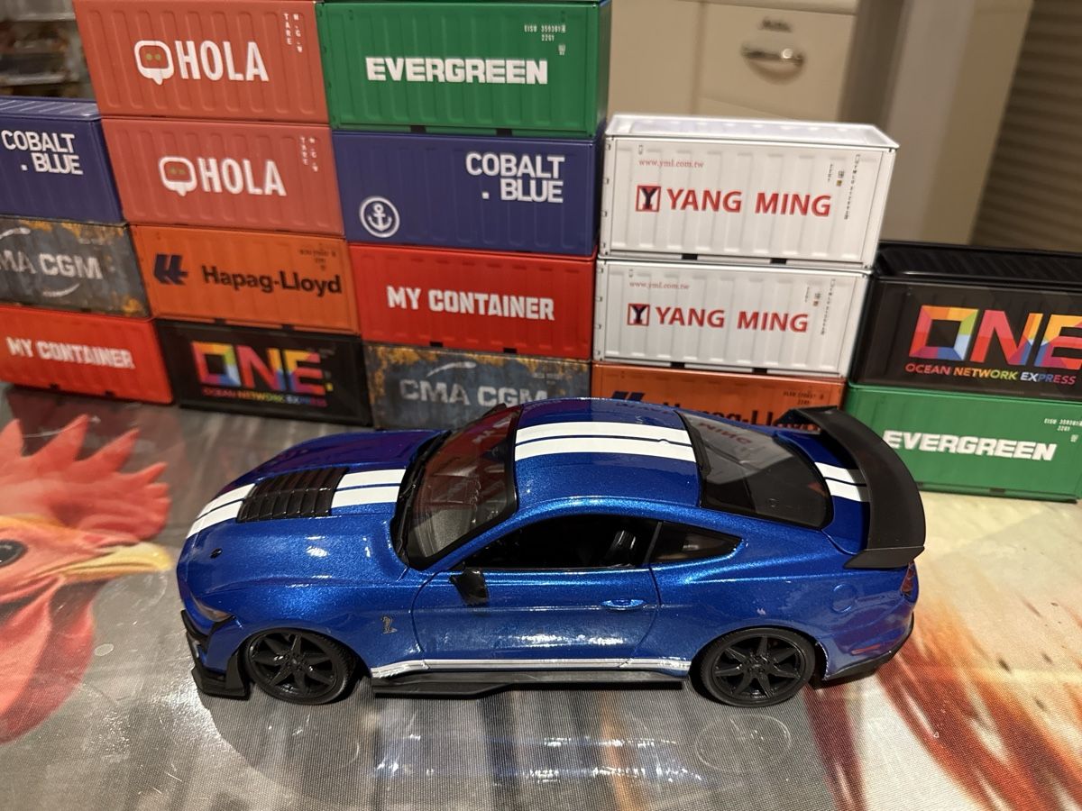 Ford Modellini d'auto: Ford Mustang Shelby GT500 – Usato da Basel venduto da Zomeg 9