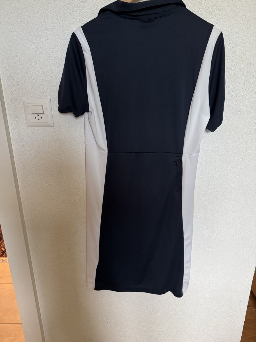 Peak Performance Vestiti: Robe de golf - Peak Performance – Usato da Le Sentier venduto da virbette 1