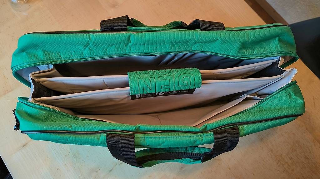 Taschen: Laptoptasche 16" Golla – Gebraucht aus Winterthur von Noah_Maghrebi 2