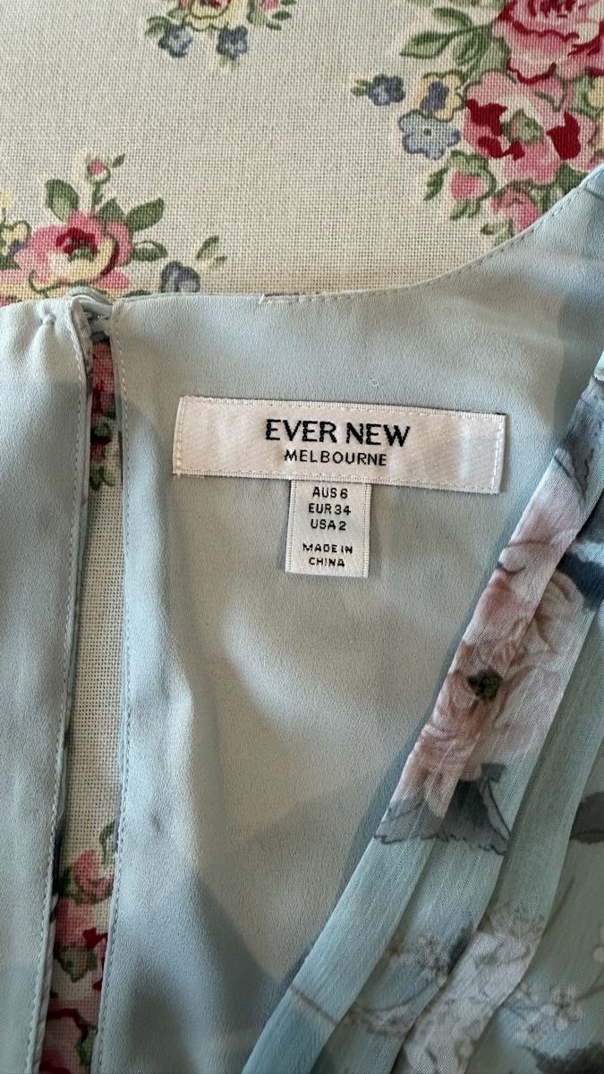 Vestiti: Kleid mit Blumenmuster Gr. 34 - wie neu – Nuovo (secondo la descrizione) da Weiningen ZH venduto da Jeolina 4