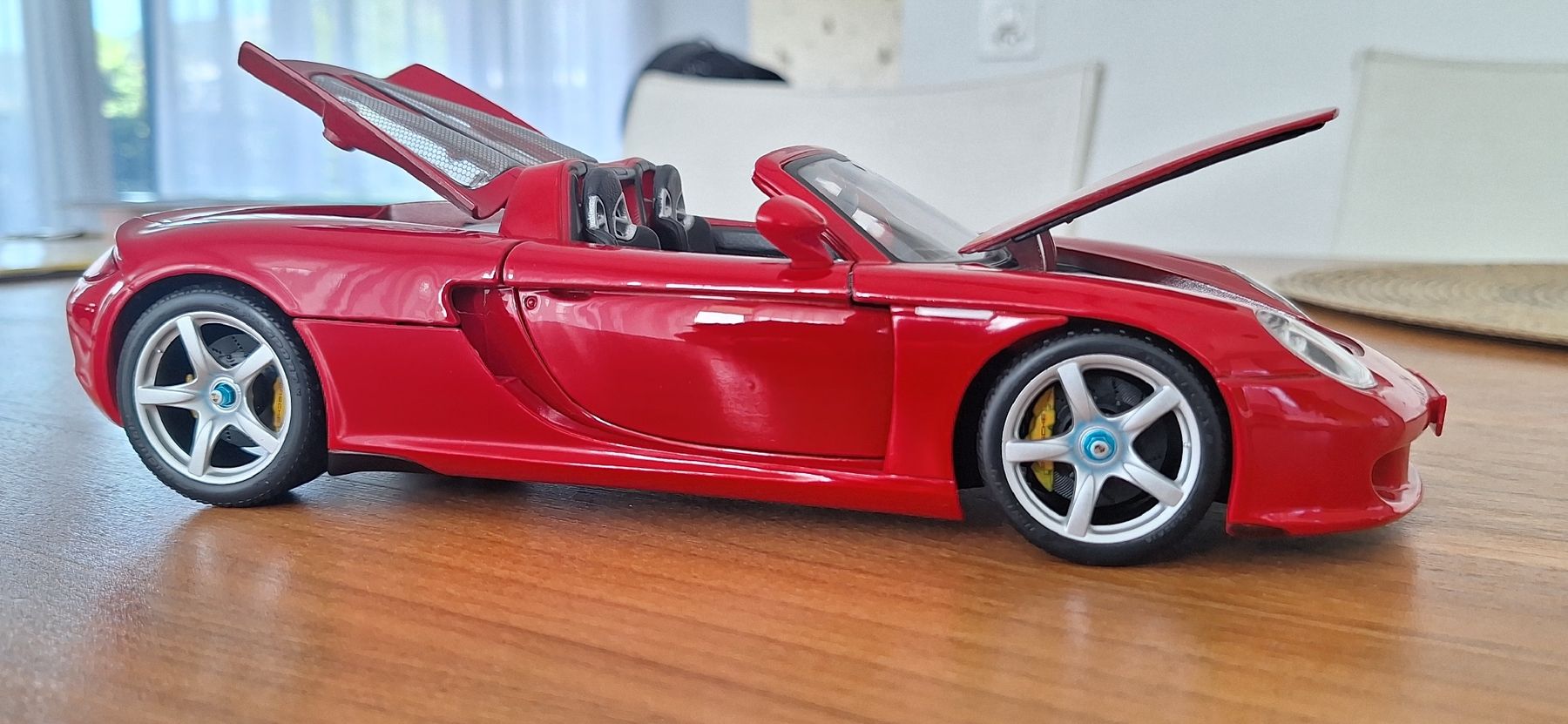 Carrera Modellautos: Poesche Carrera GT Modell 1:18 – Neu und originalverpackt aus Brugg AG von bacbac5757 5