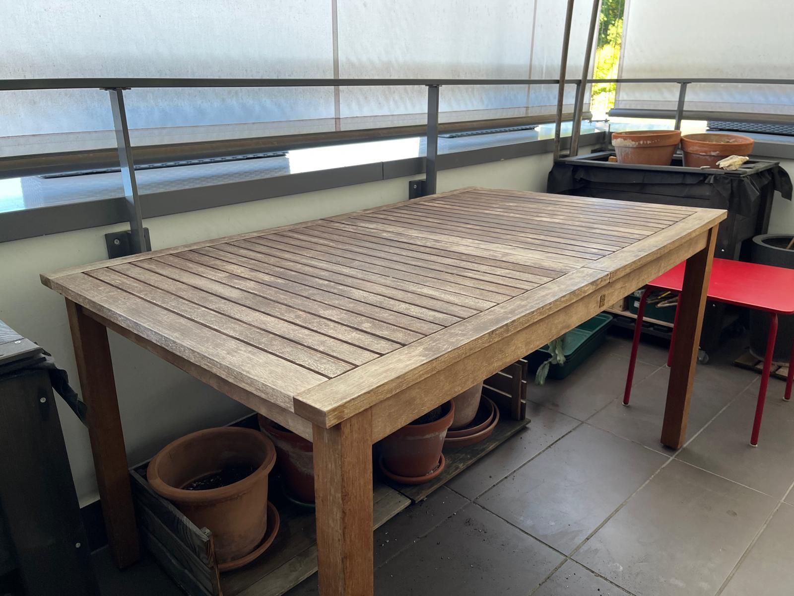 Tables: Tisch für Garten oder Balkon – D'occasion à Wettswil par Somi8