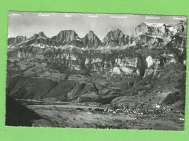 Walenstadt mit Churfirsten