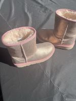 UGG Winter-Boot gefüttert - Gr 32.5 - wie neu!