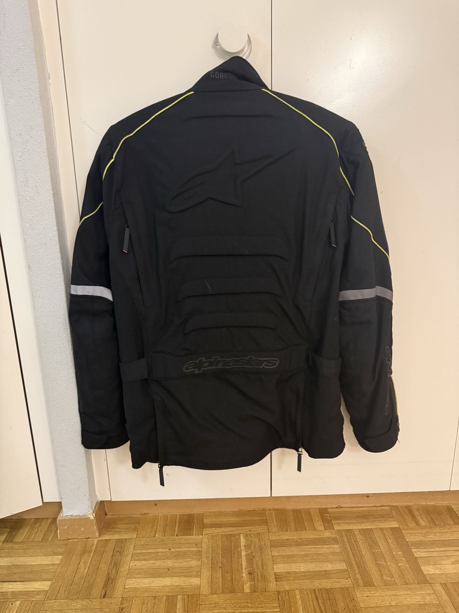Giacche: Veste moto Alpinestars – Usato da Lausanne venduto da Fil1986 1