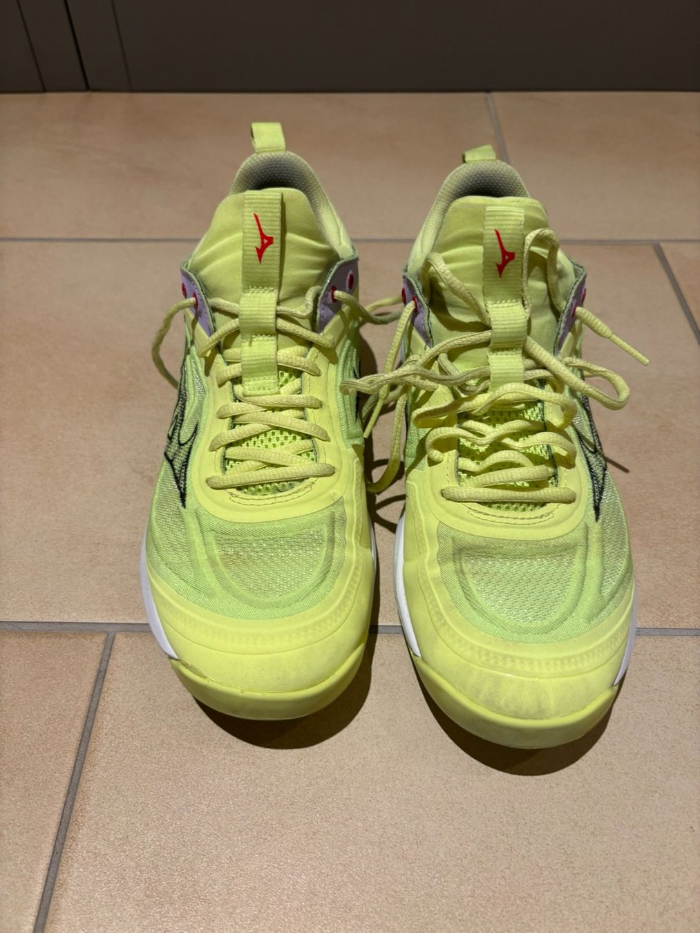 Mizuno Scarpe da uomo: Mizuno Wave Luminous 3 Gr. 40.5 – Usato da Grüningen venduto da Teppich1
