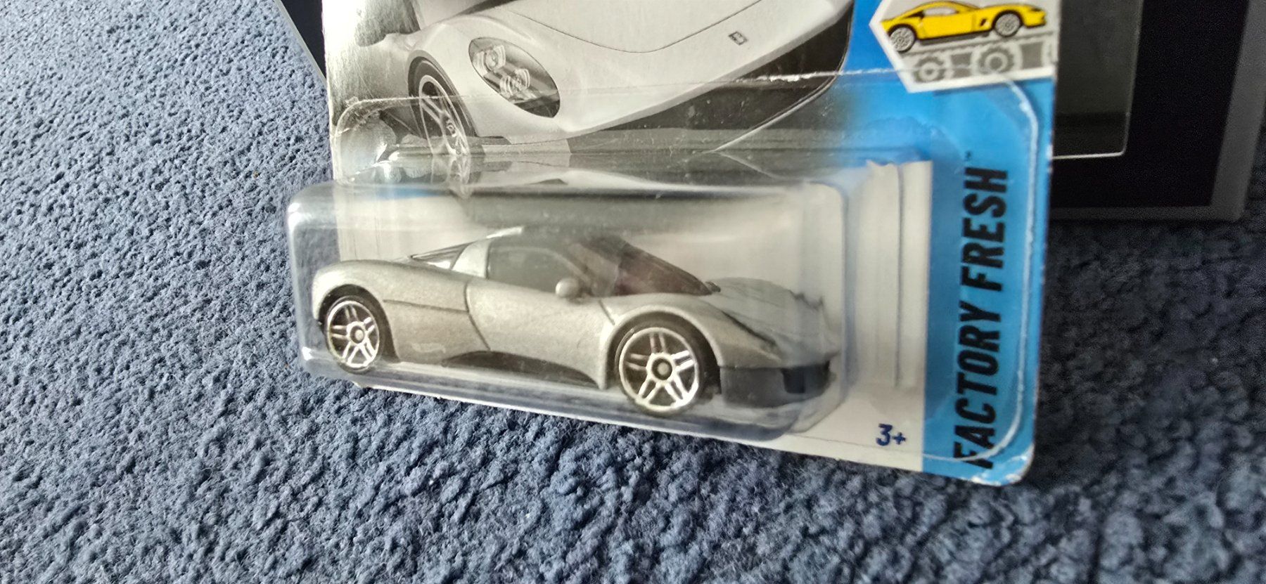 Hot Wheels Modellini d'auto: Gordon Murray Automotive T.33 – Nuovo e nell'imballaggio originale da Merligen venduto da SwissMini27 1