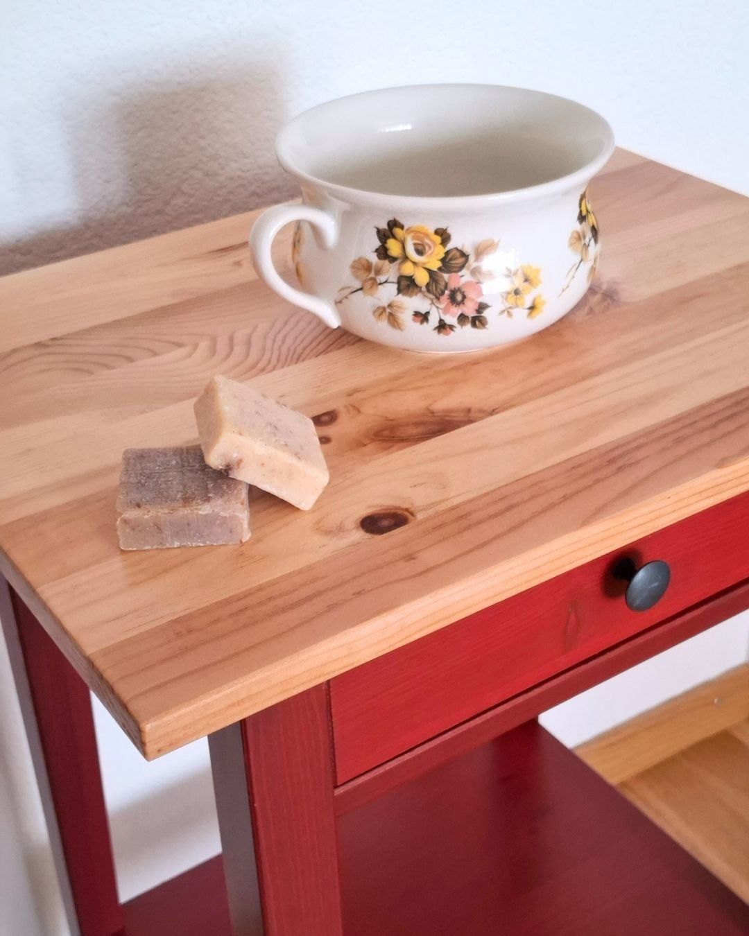 Comodini: Nachttisch – Usato da Bettlach venduto da Bei_Tempi_Brocante