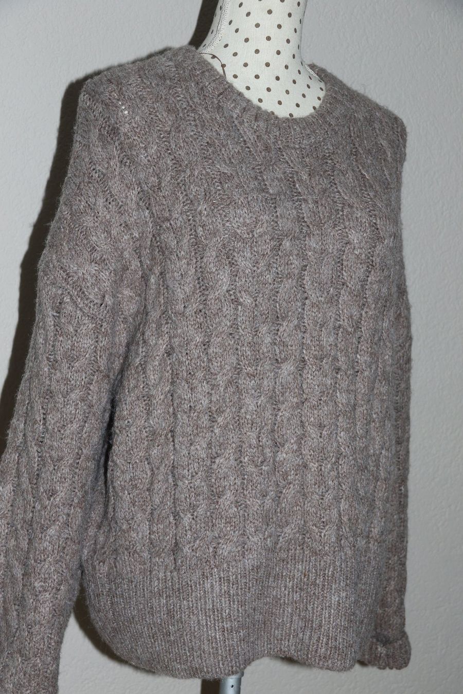 Maglioni & Felpe: Neuer warmer & stylischer Pullover Gr.M-L – Nuovo (secondo la descrizione) da Oberwil-Lieli venduto da Svetlana28 7