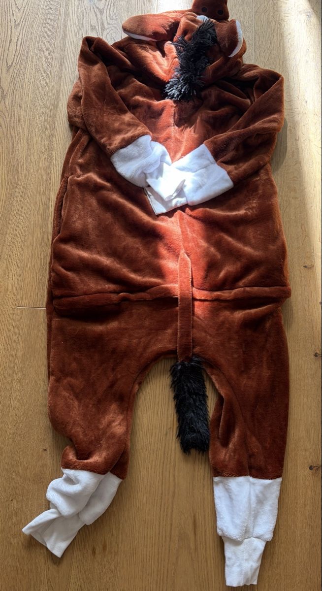 Costumi: Pferde-Kostüm 8 – Usato da Zufikon venduto da Mosaik75 1