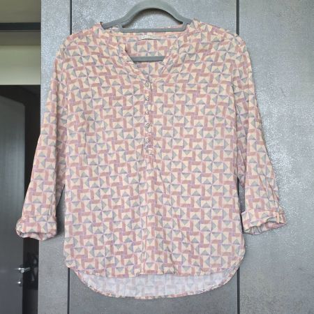 🐸 NILE BLUSE L SCHÖN GEMUSTERT PASTELLIG