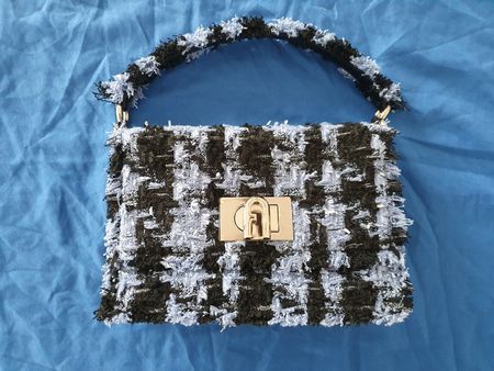 Neue Tasche Furla Mini Crossbody 1927