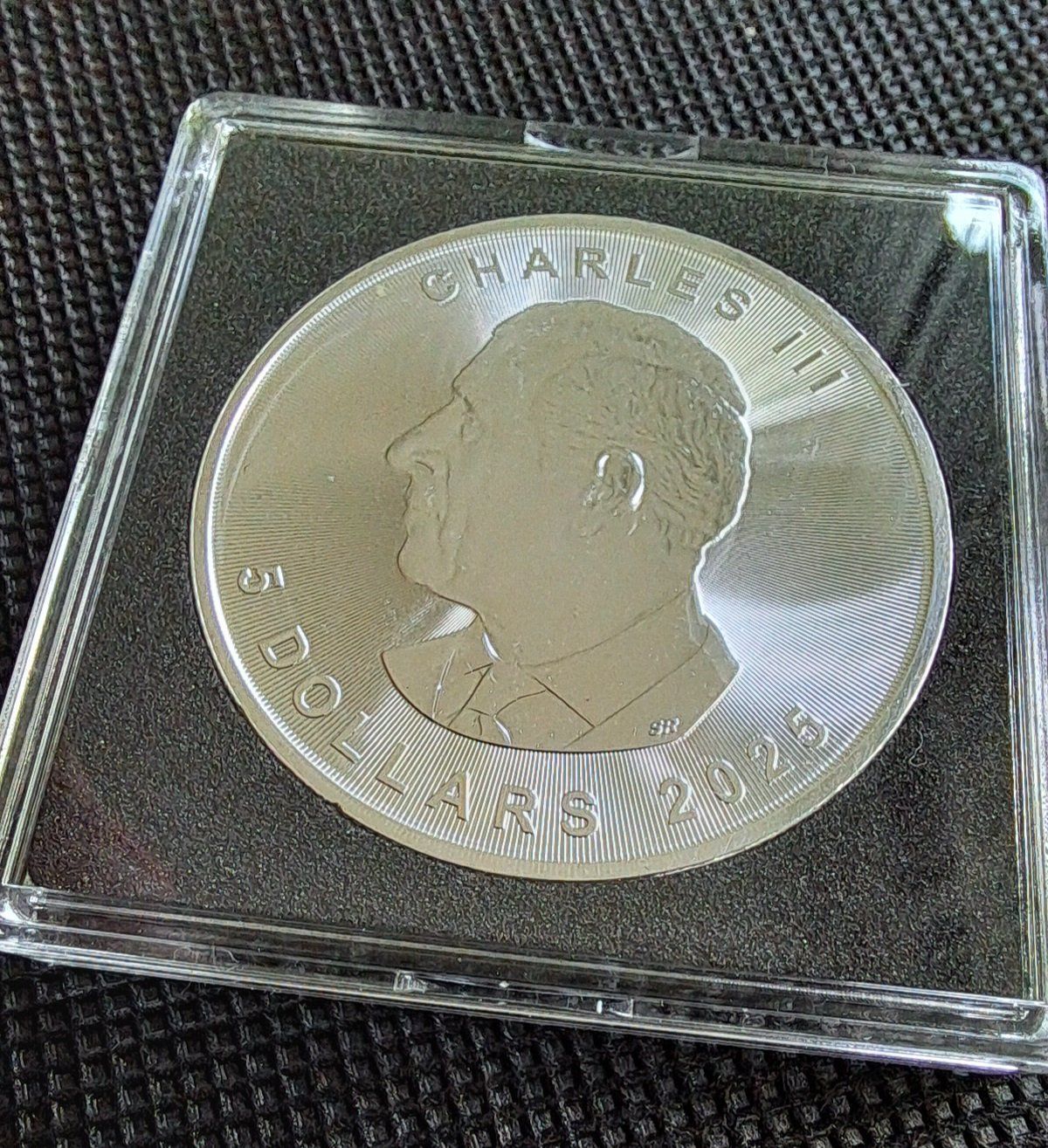 Tutti le monete: 1 OZ Silber Maple Leaf 2025 / Auflage: 100Stk. – Nuovo e nell'imballaggio originale da Weinfelden venduto da shopping-island 2