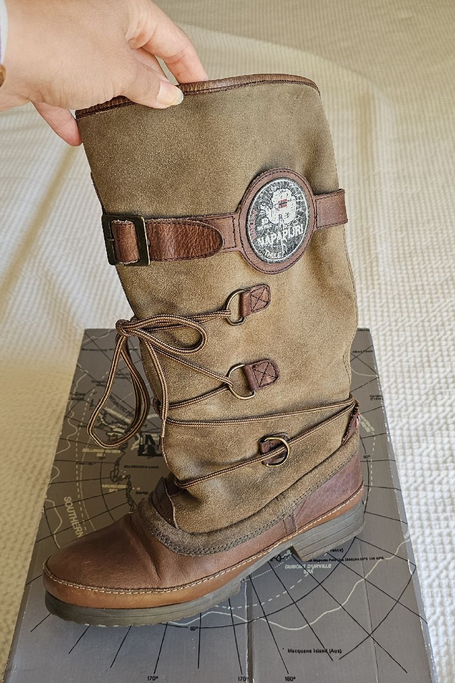 Napapijri Scarpe da donna: Napapijri Winterstiefel, Gr. 40 – Usato da Kollbrunn venduto da Antikmann 1