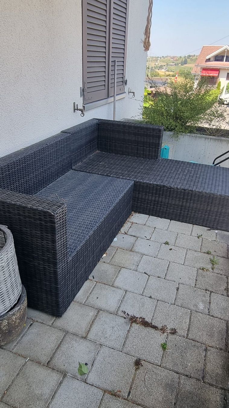 Sofas: Rattan Lounge – Gebraucht aus Immensee von evelyne_breton 1