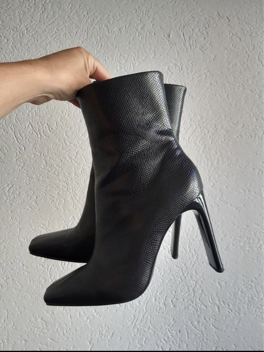 Scarpe da donna: Zara Stiefeletten EU39 – Nuovo (secondo la descrizione) da Luzern venduto da Suneha 4