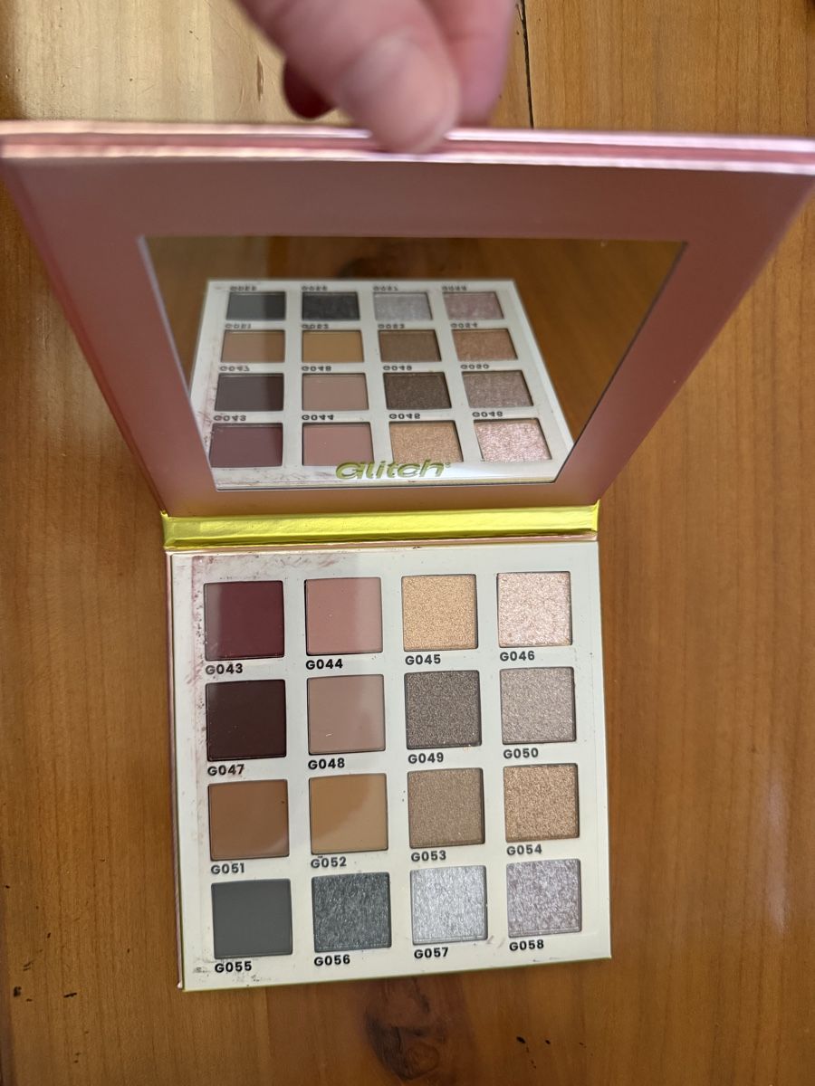 Make-up: Glitch - Palette Softwear neuve – Nuovo e nell'imballaggio originale da Lausanne venduto da laollie1974 1