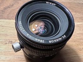Nikon PC-Nikkor 35mm f/2.8 Shift Lens, Japan (Gebraucht) in Lyss