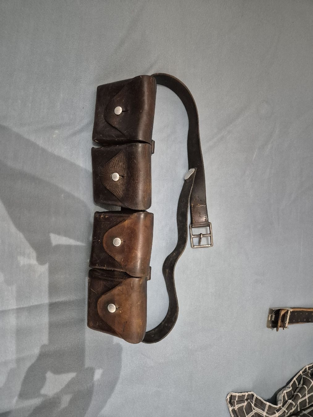 Schweizer Armee Cinture: Schweizer Armee Gurt mit Ledertaschen – Usato da Jona venduto da paco1969 2